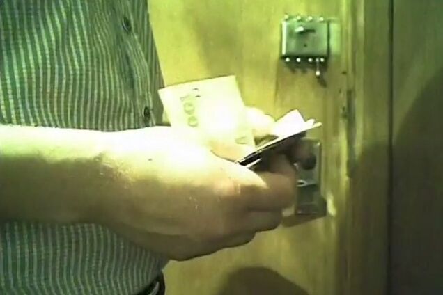 'Батьківщину' уличили в скупке голосов избирателей. Видеофакт