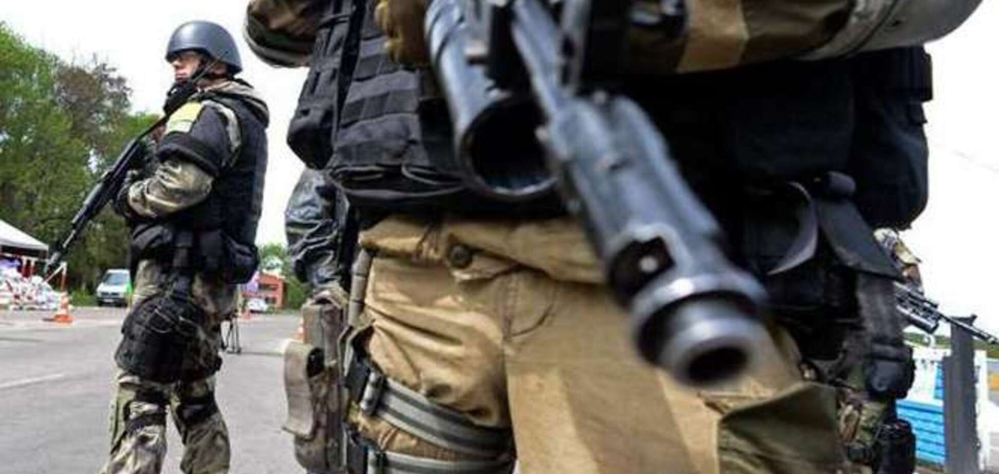 Москва считает террористов на востоке Украины 'безоружным народом'
