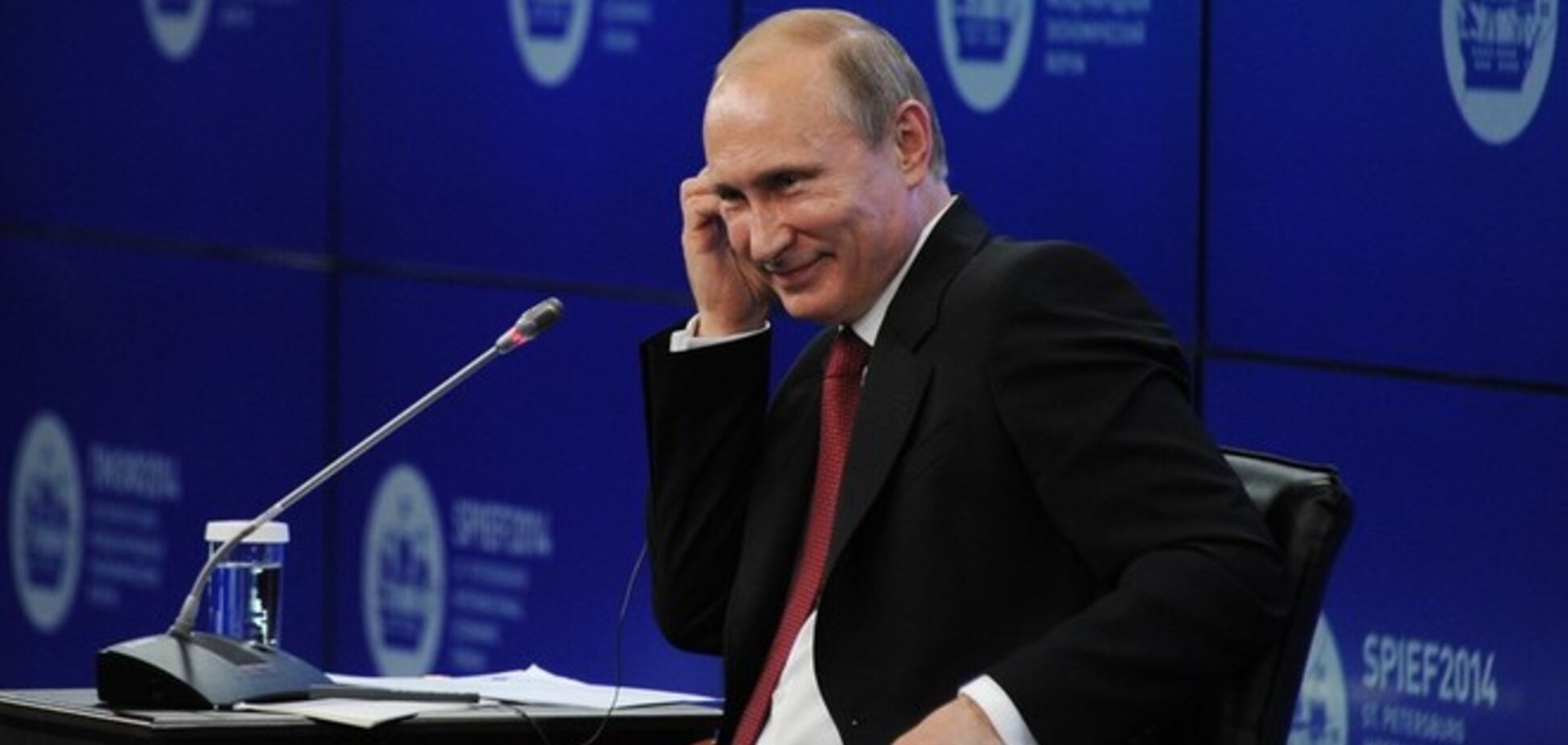 Путин недоумевает, почему РФ должна снизить цену на газ для Украины