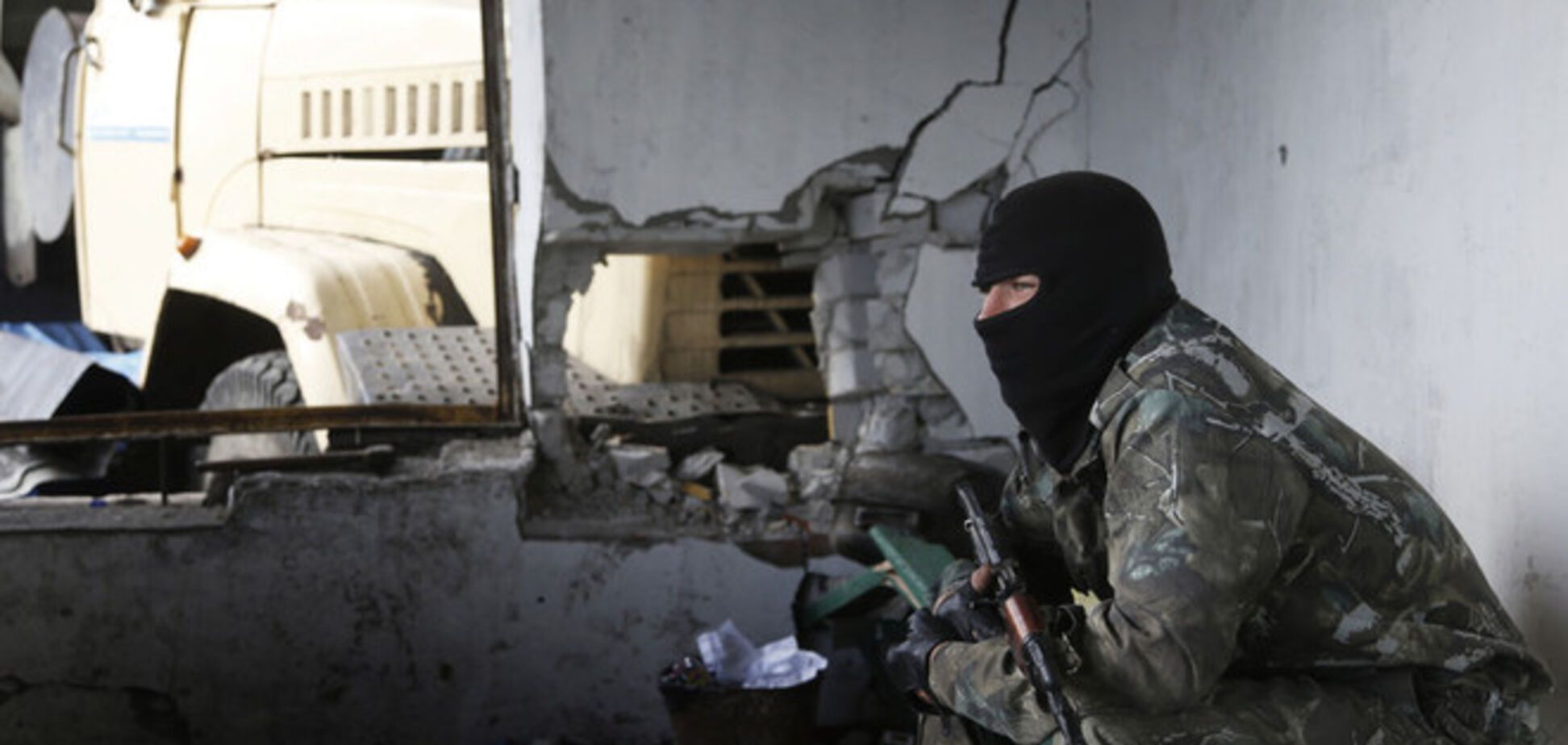 В Алчевске террористы захватили ОИК и похитили бюллетени