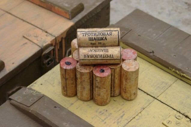 На Луганщине террористы похитили у спасателей 75 кг тротила