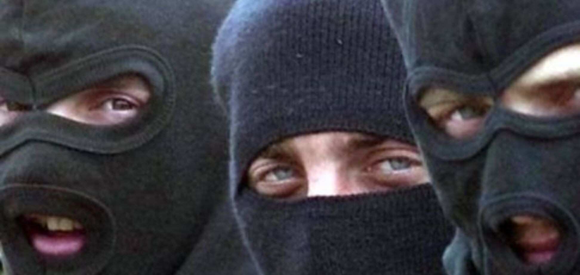 Террористы захватили здание Центрального городского объединенного военкомата в Донецке