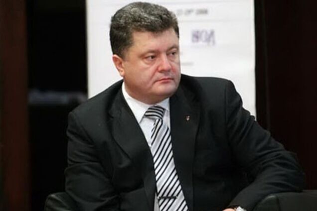 Порошенко набирает 56,5% голосов – данные штаба по параллельному подсчету с 20% участков