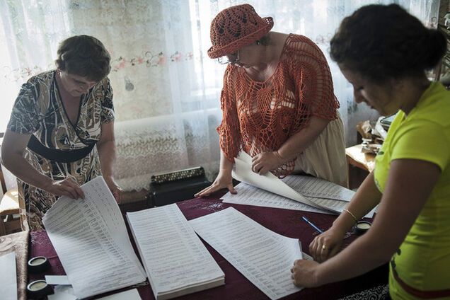 На Луганщине открыты две ОИК - голосуют северные районы области 