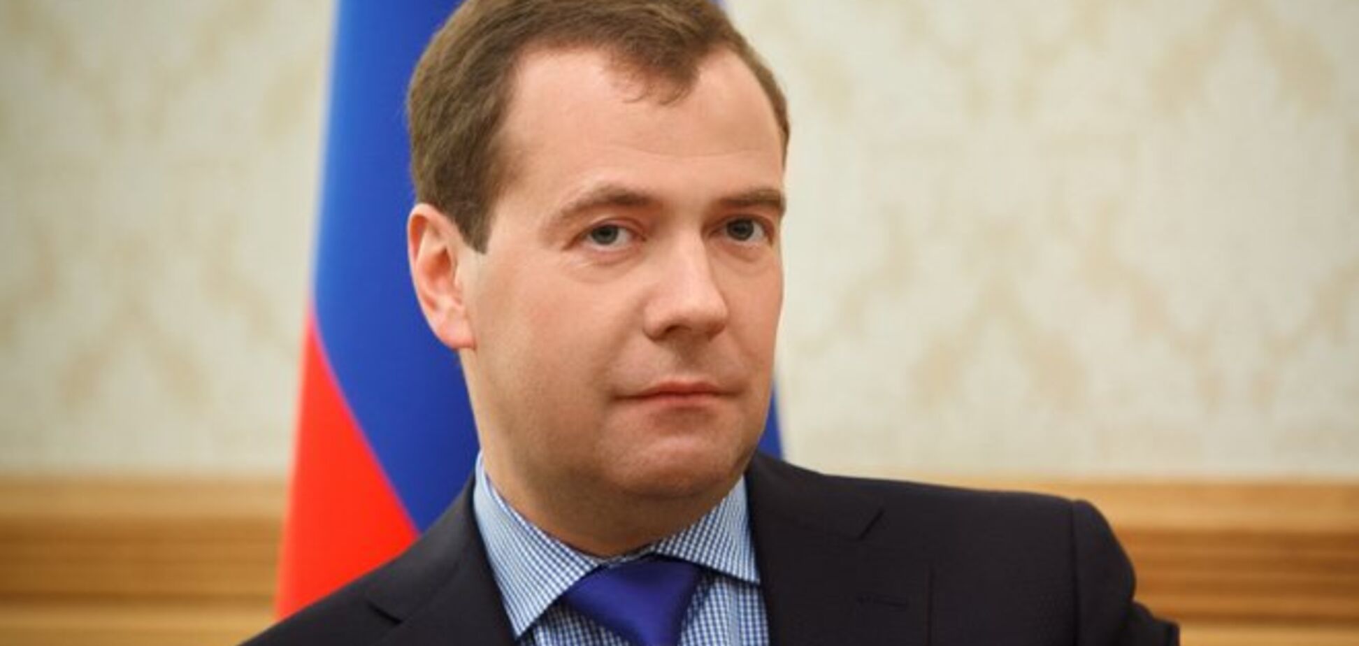 Медведев пообещал крымчанам, что проблем с украинским языком у них не будет