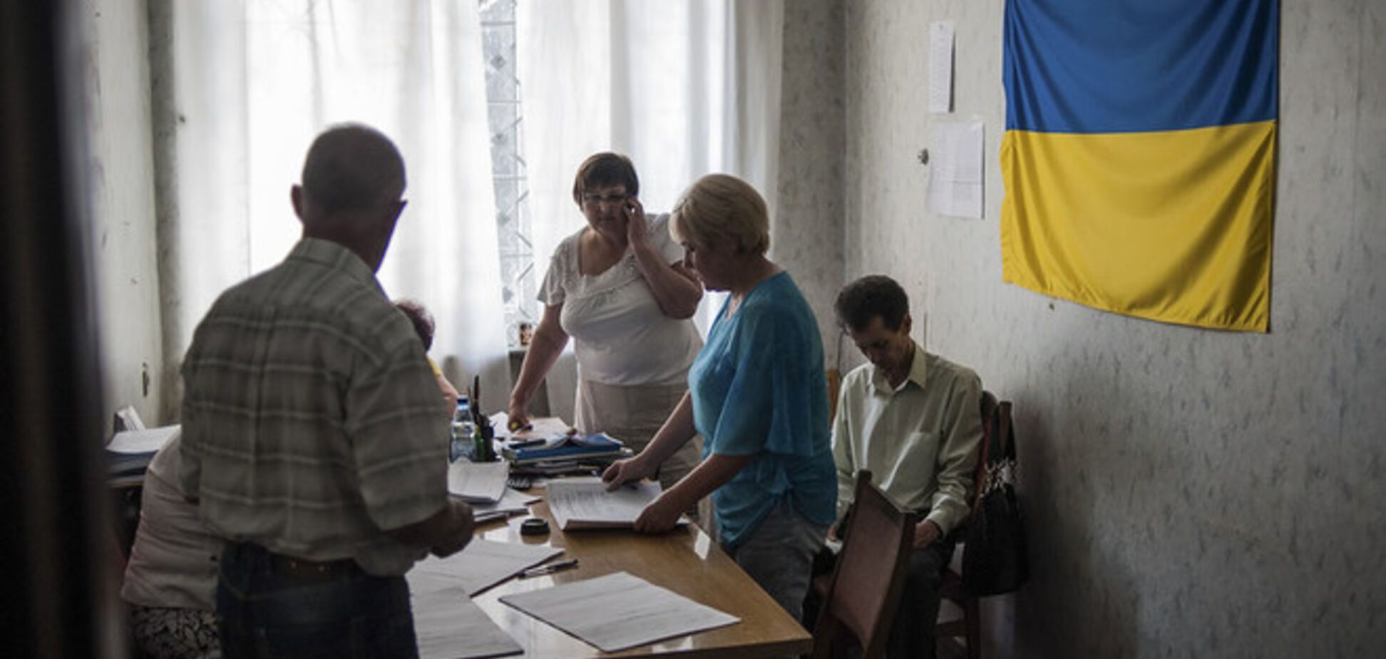 У Донецьку жодна з п'яти окружних комісій не розпочала роботу