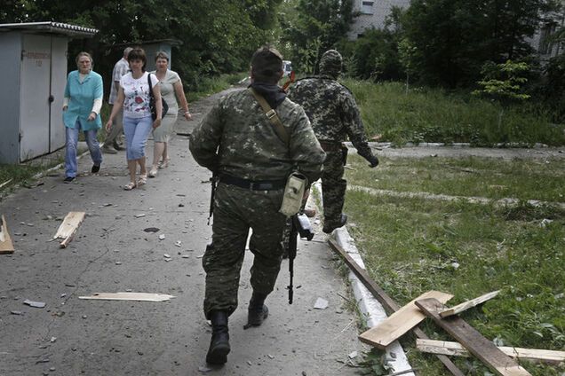 Ярема: РФ снабжает террористов изъятым в Крыму оружием