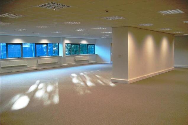 Киевские офисные помещения пустуют, нет спроса на аренду