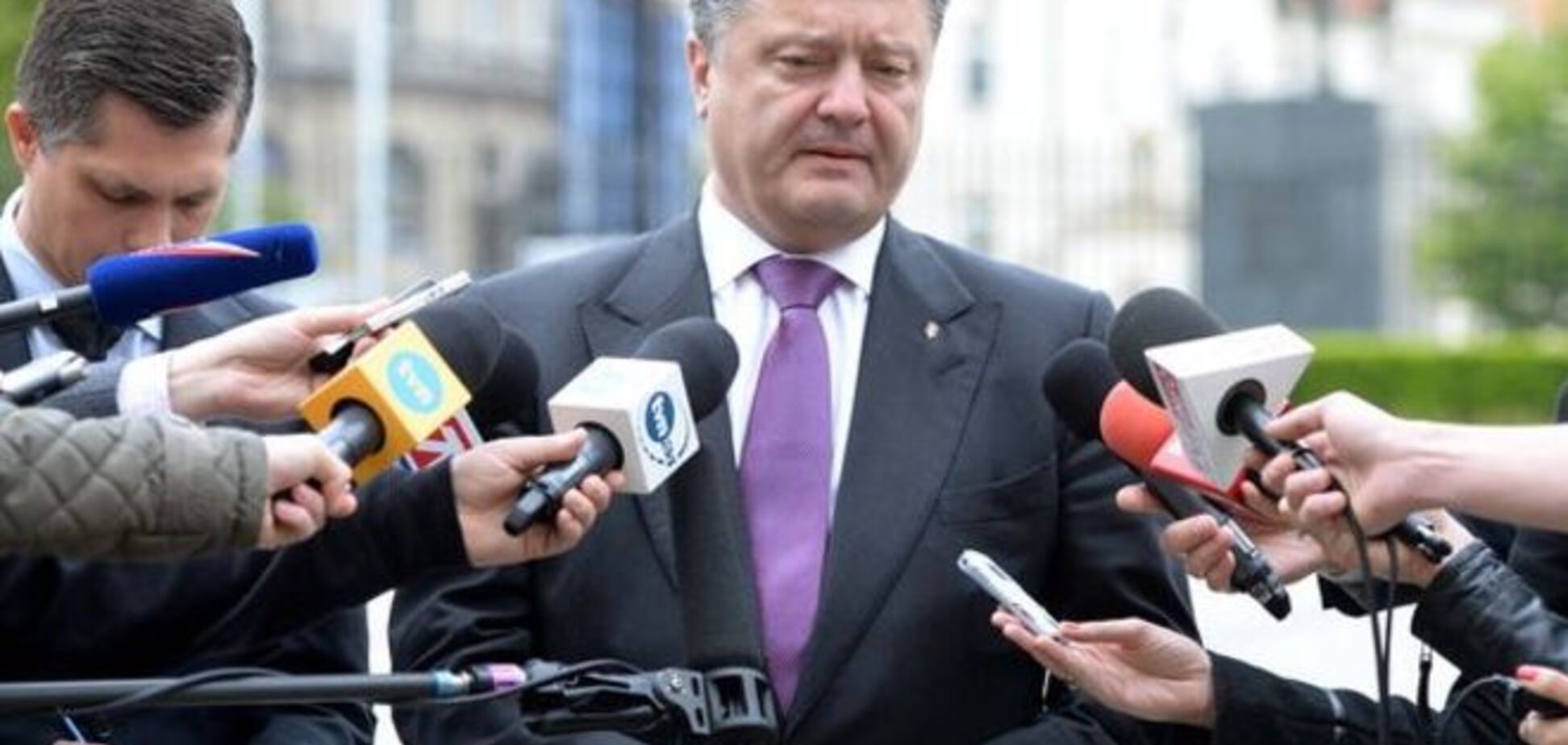 Порошенко: Янукович должен комментировать только сроки своего возвращения