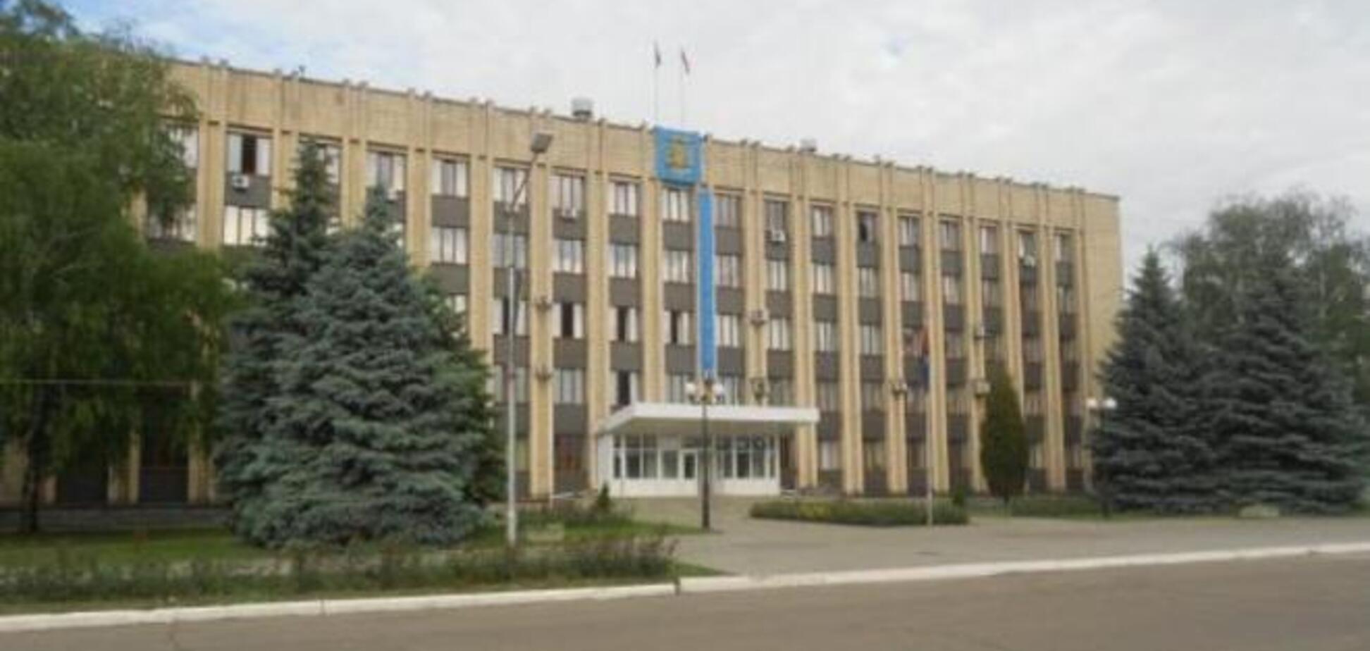 Террористы покинули здание горсовета Артемовска