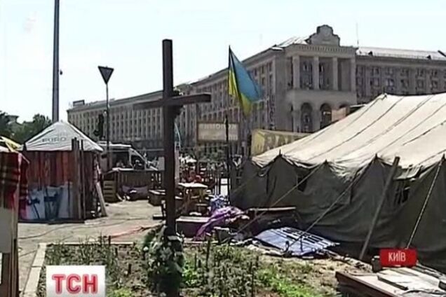 Майдановцы не хотят покидать центр Киева