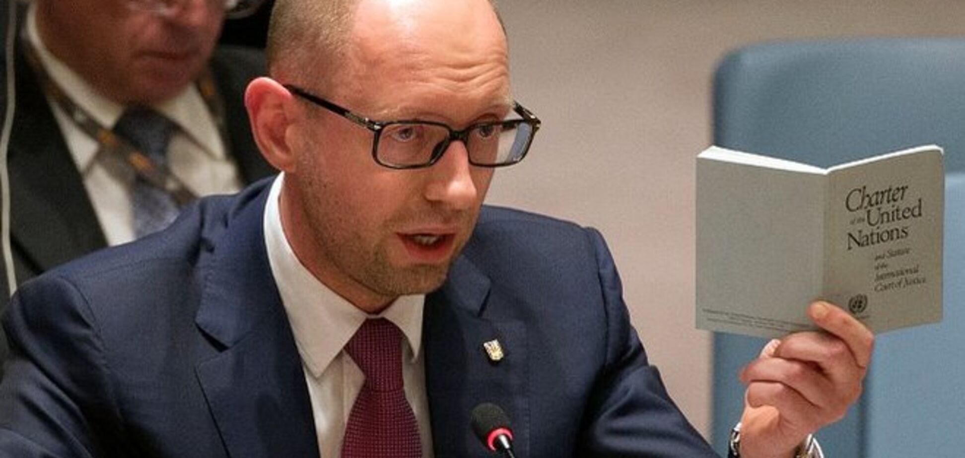 Яценюк обвинил Россию в краже украинского газа на $1 млрд