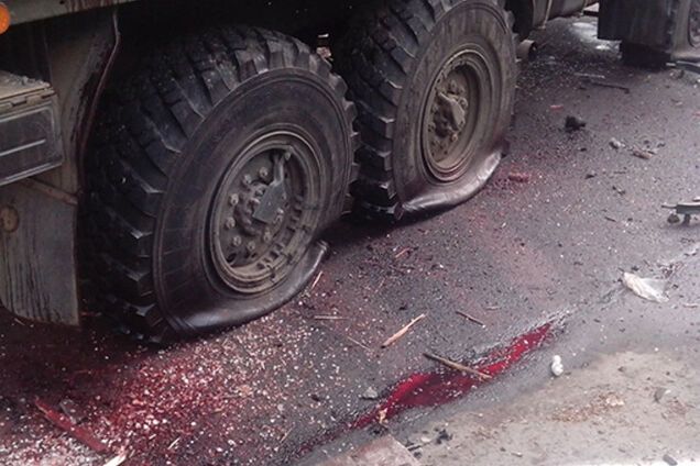 У Донецьку військові знищили два 'КамАЗа' з бойовиками, загинули як мінімум 35 терористів