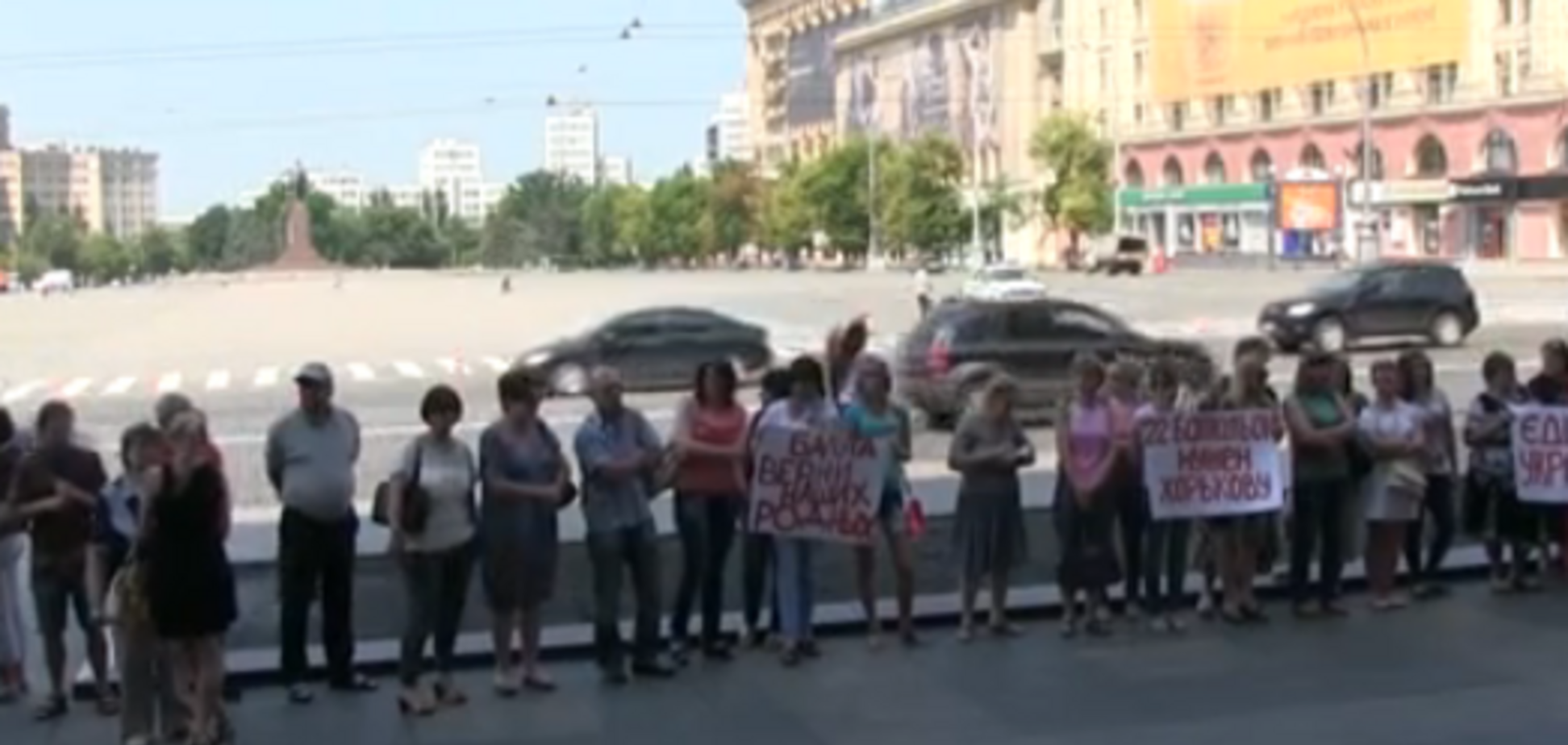 Харьковские матери просили вернуть их сыновей с Луганщины домой