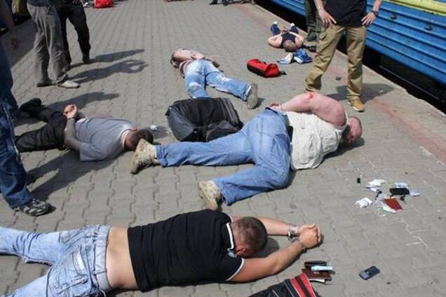 СБУ задержала 8 украинцев, ехавших в Москву в тренировочный лагерь для террористов