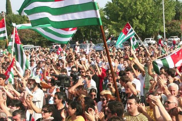 В оккупированной РФ Абхазии произошел переворот