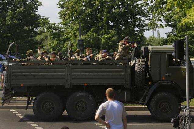 Террористы из минометов обстреляли воинскую часть в Донецке