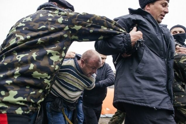 В Стаханове бизнесменов, отказавшихся помогать 'ЛНР', заносят в 'списки врагов' и угрожают расправой