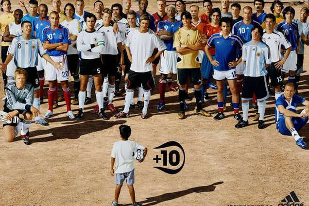 Клетка, коррида и парикмахер. Лучшие рекламные ролики с участием футболистов