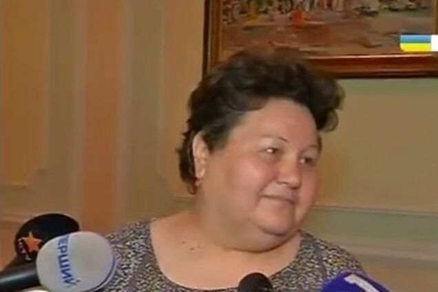 Главу ОИК Донецкой области в ЦИК встречали стоя и аплодисментами