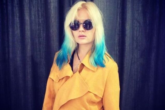 Маша Гойя перекрасила волосы в цвета украинского флага