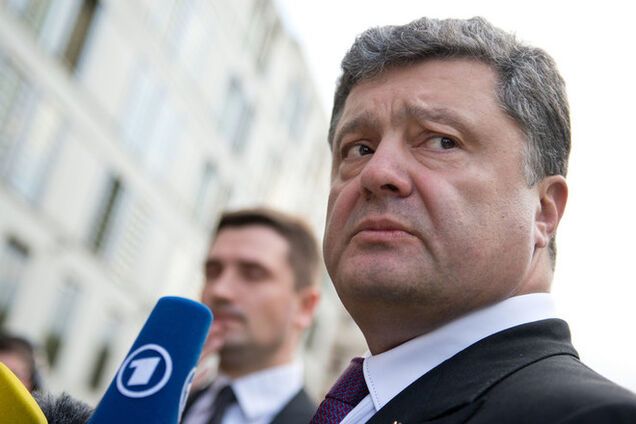 Тимошенко поздравила Порошенко с победой