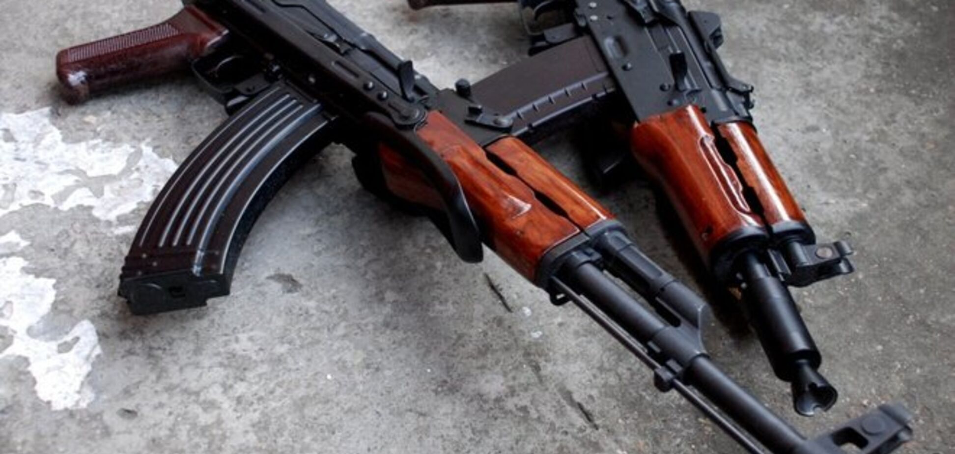 Двох українців, які намагалися провезти зброю в Маріуполь, заарештували за підозрою в державній зраді