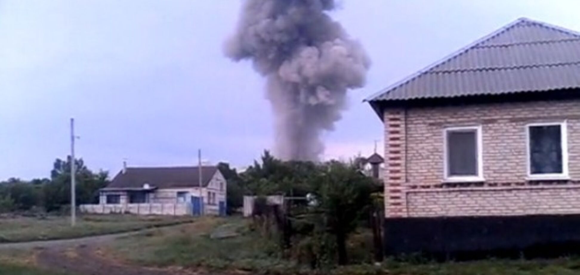 Під Луганськом українські військові підірвали склади з боєприпасами і відступили, не дочекавшись підмоги