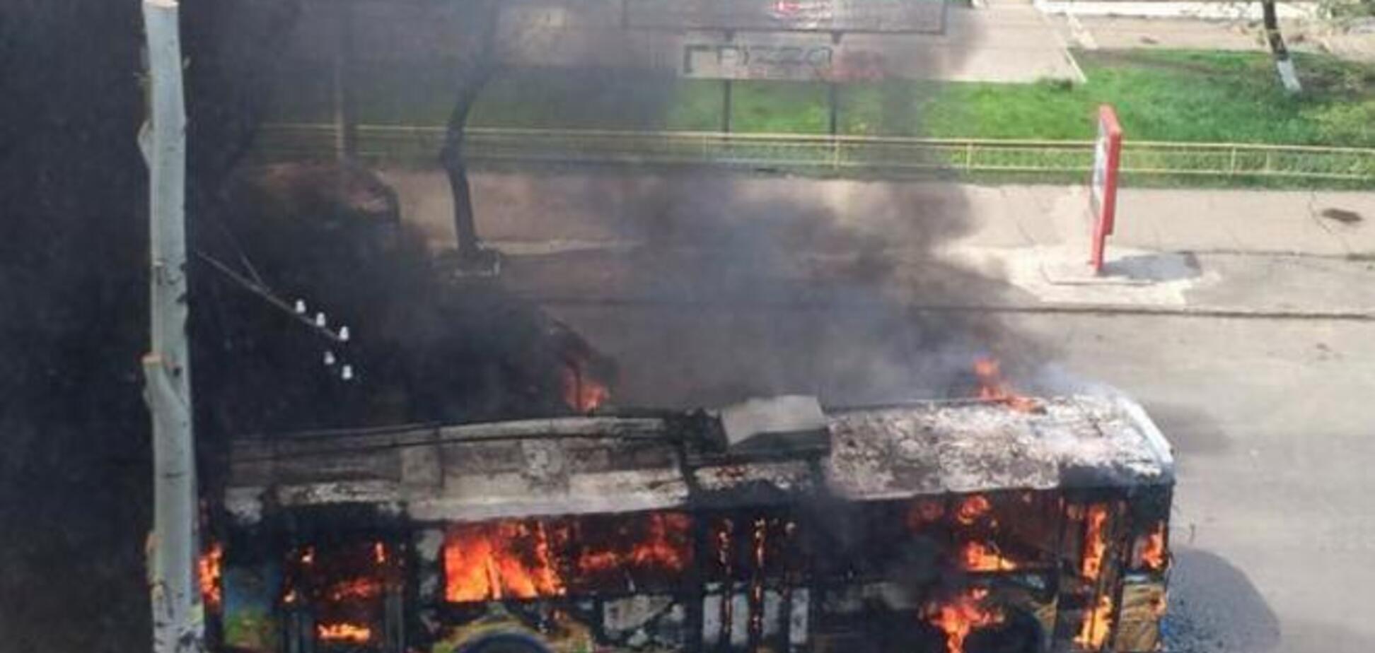 У Краматорську посібники терористів вже палять і автобуси