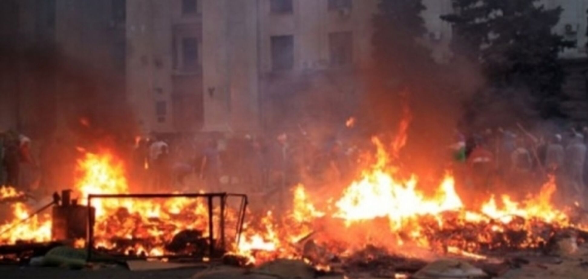 Опознали 8 жертв пожара в Доме профсоюзов в Одессе. Это местные жители