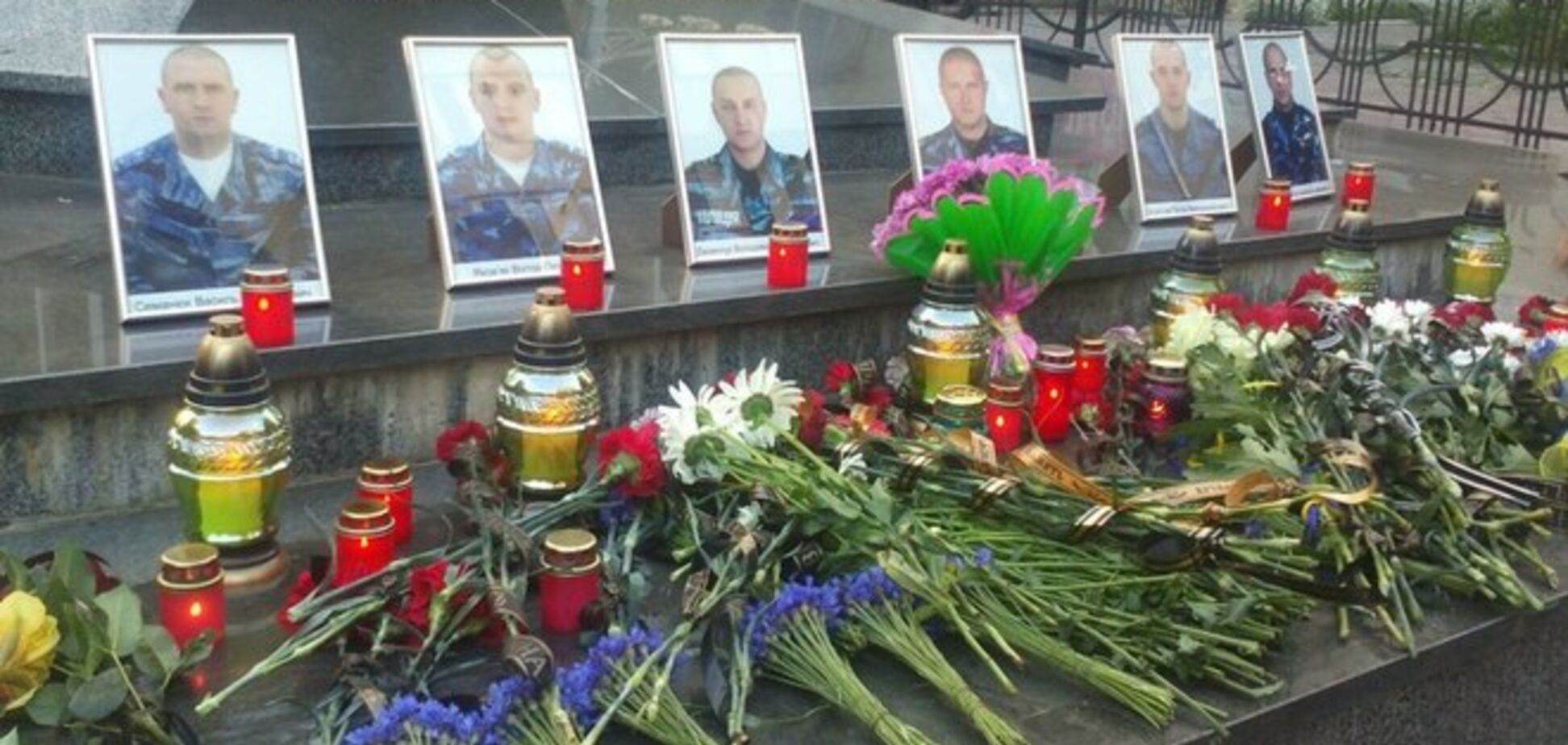 На Ивано-Франковщине объявили траур по погибшим в Славянске