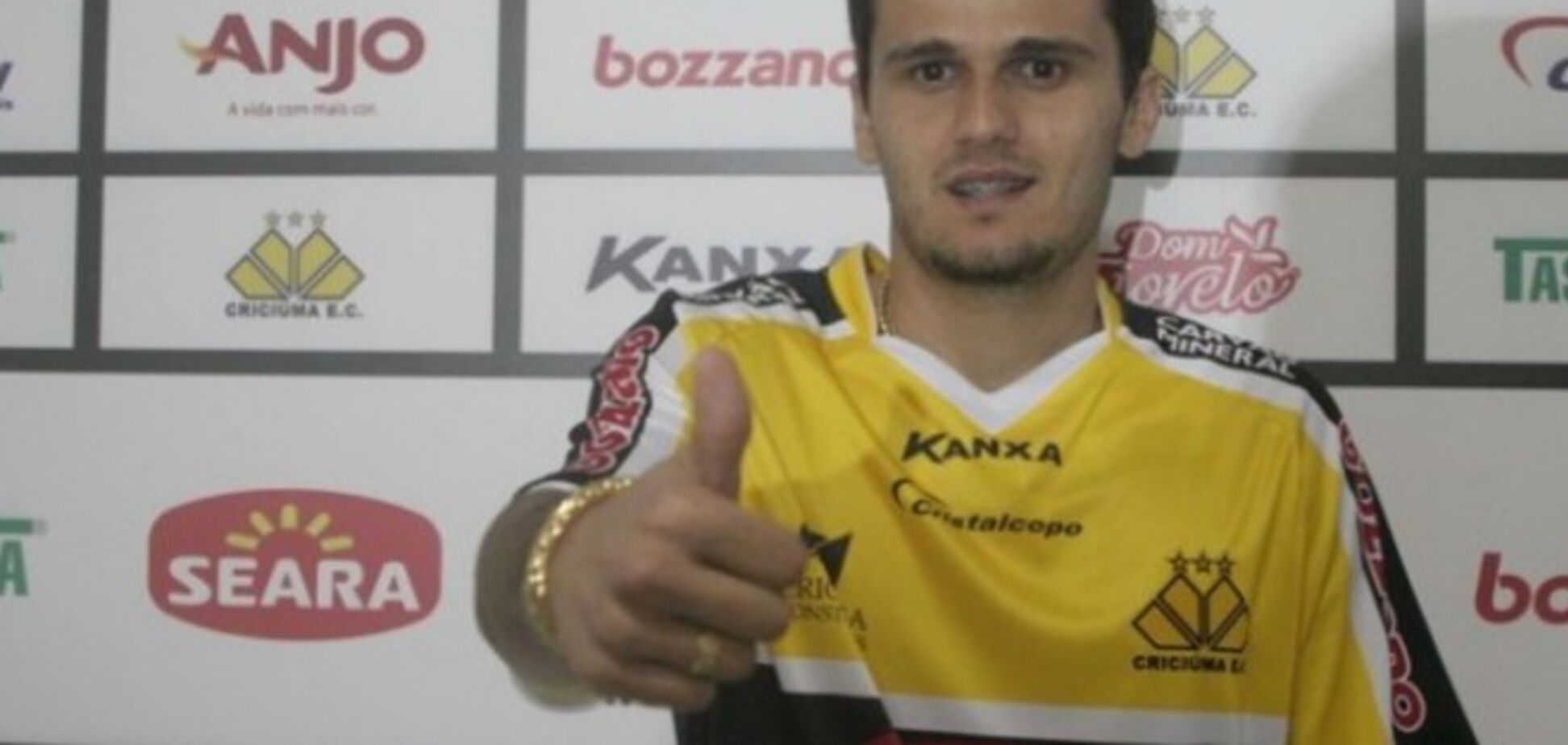 Полузащитник 'Шахтера' расторг контракт из-за нестабильной ситуации в Украине