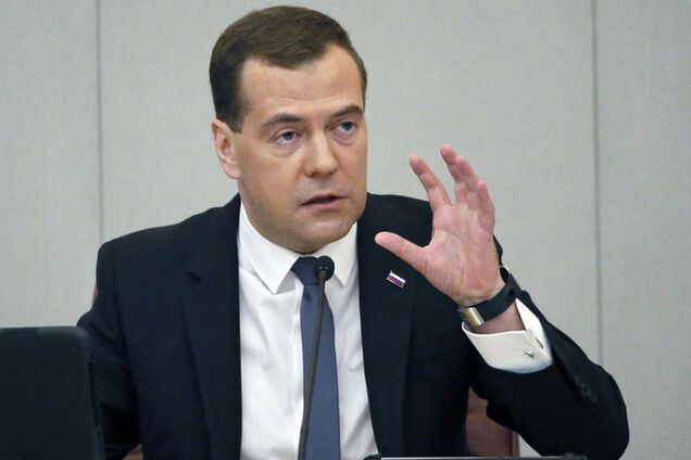 Медведев считает хамством просьбу Украины о скидке на газ