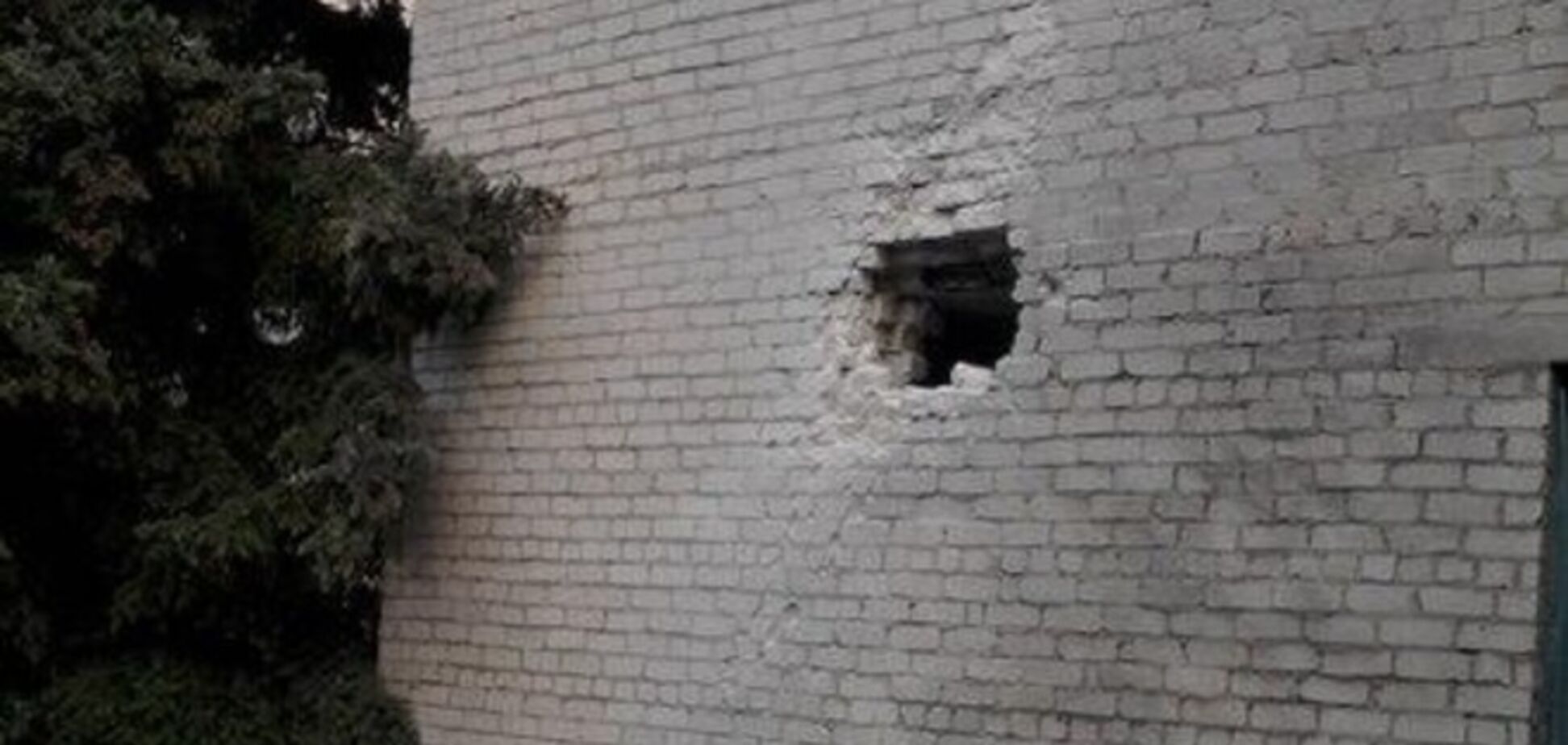 Терористи обстріляли дитячу лікарню в Слов'янську