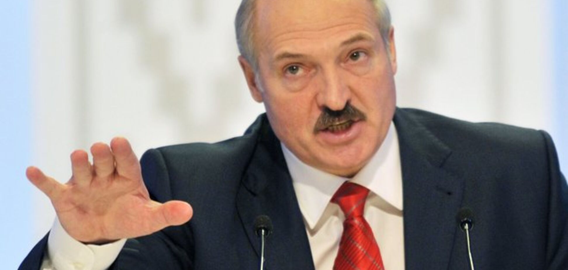 Лукашенко призвал Украину не торопиться с выходом из СНГ, чтобы потом 'не кусать локти'