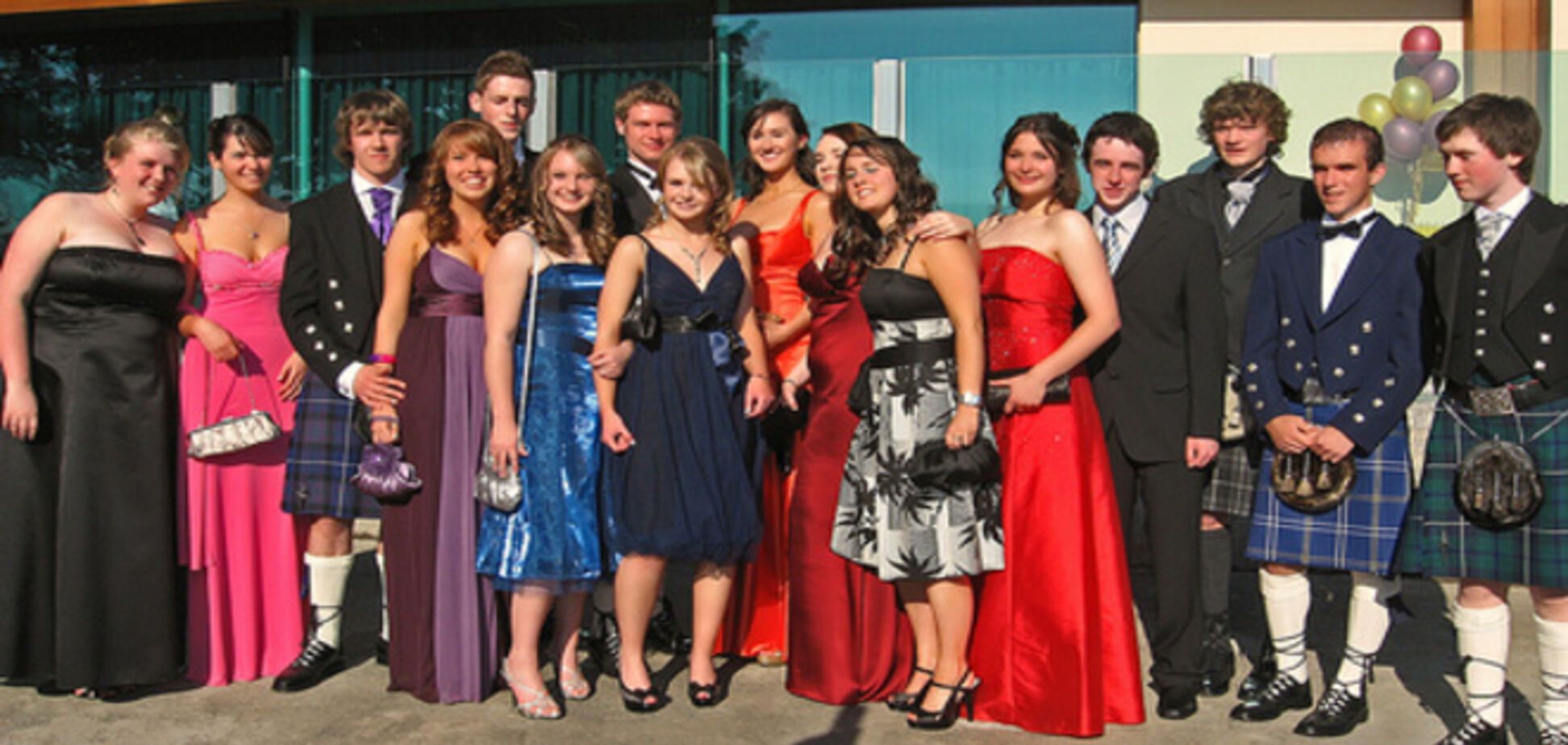 Как празднуют выпускной в разных странах мира