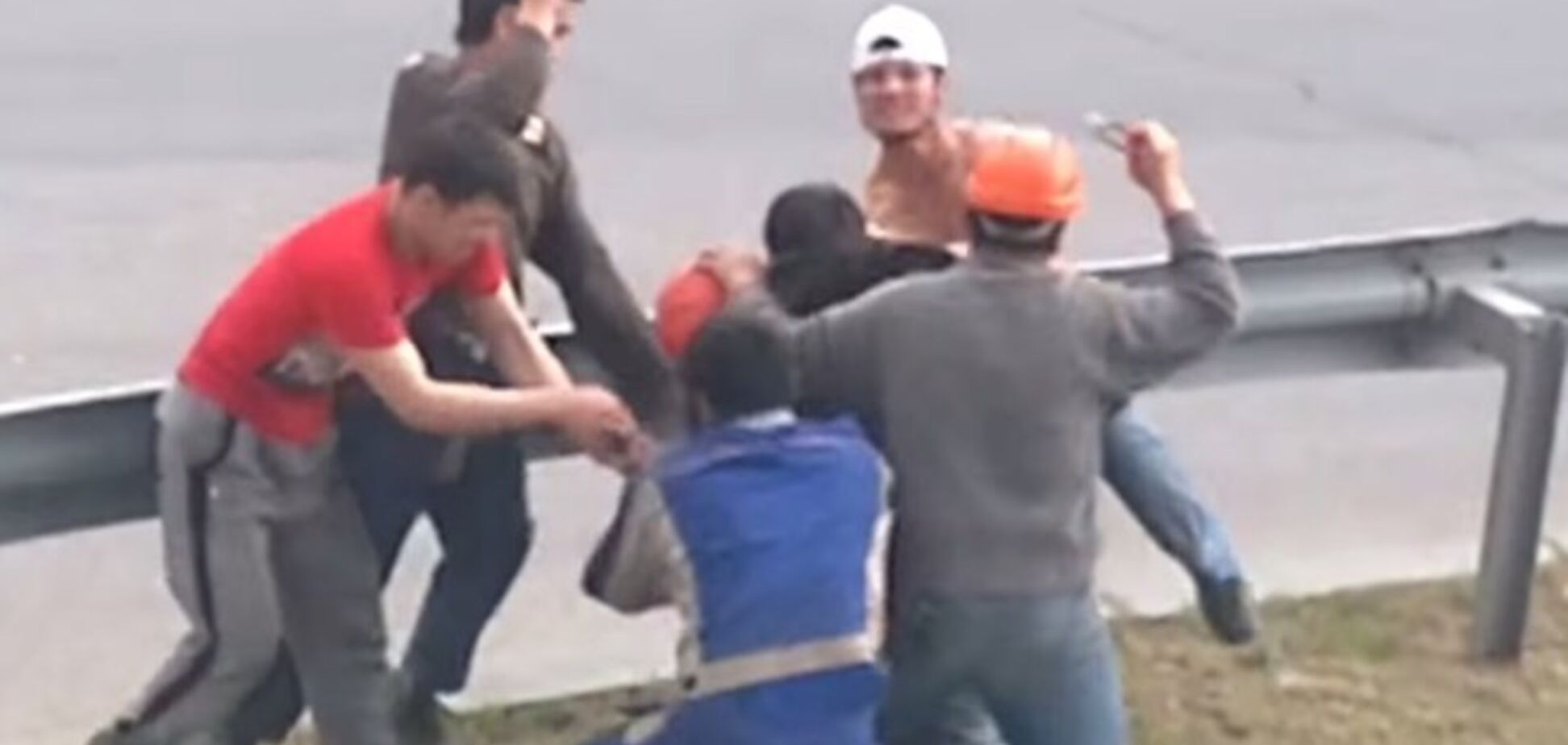 В Москве гастарбайтеры выясняли отношения молотками