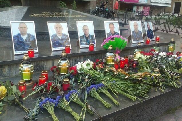 В Ивано-Франковске в воскресенье попрощаются с убитыми под Славянском милиционерами