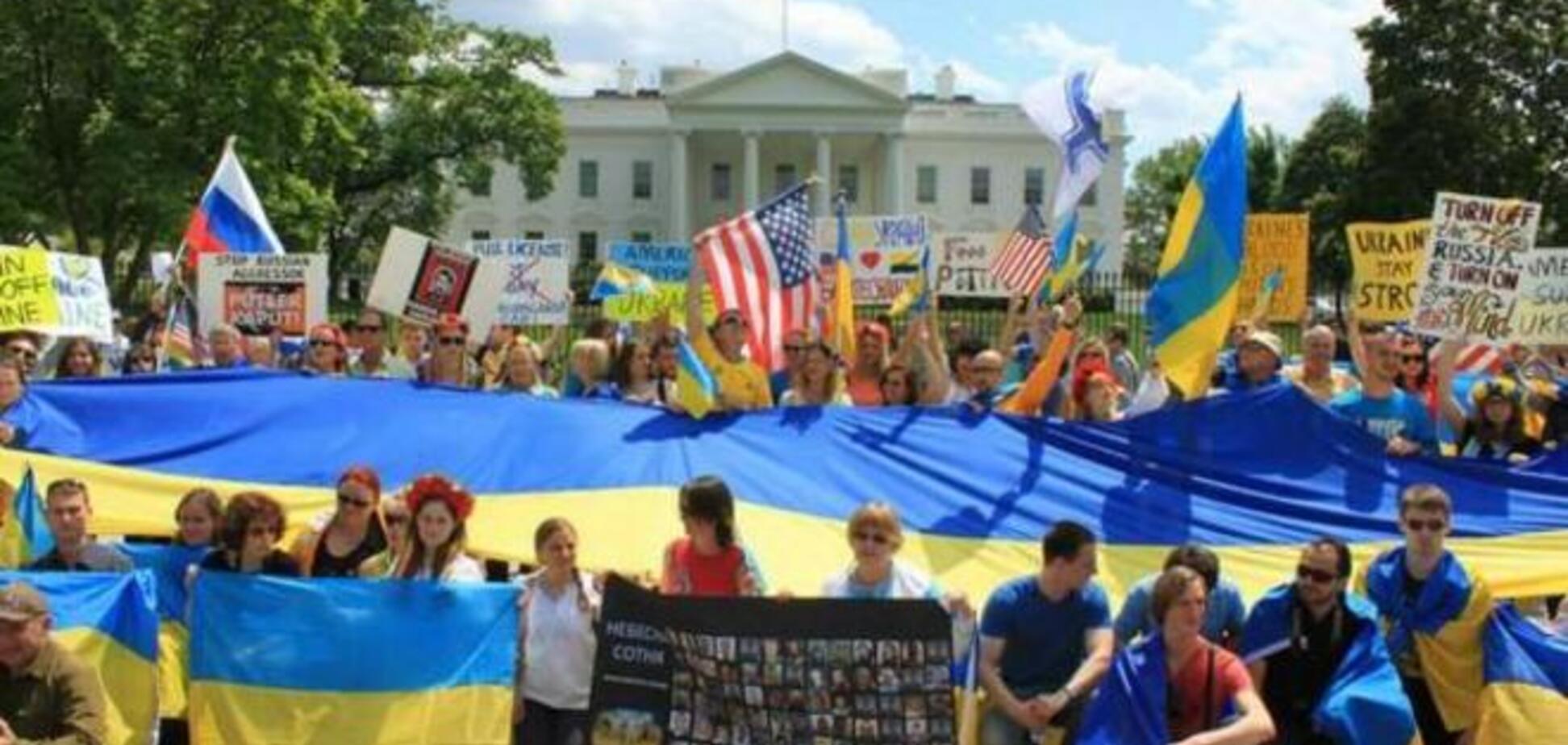 Украинцы пришли к Обаме просить углубления санкций против РФ