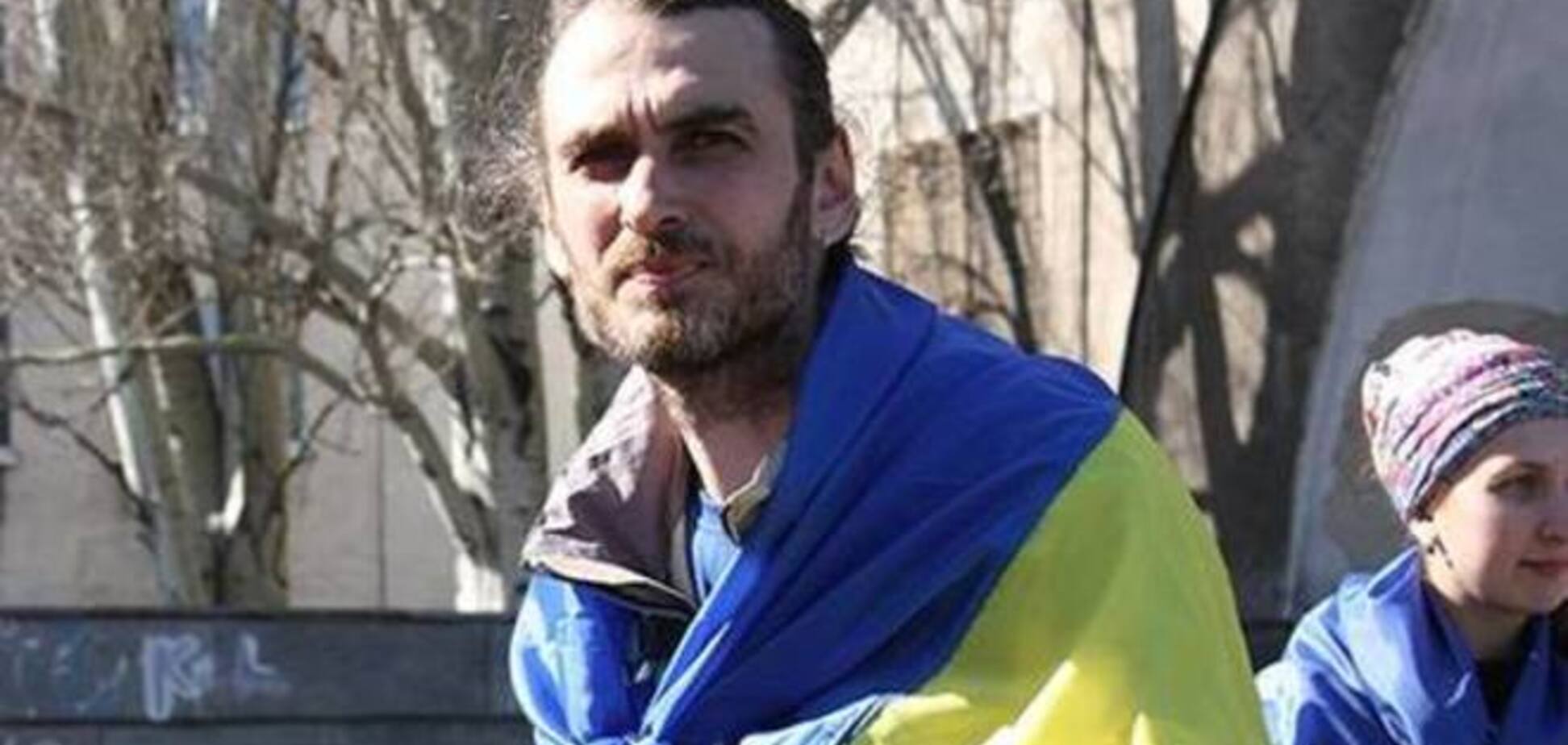 Террористы отпустили захваченных в Луганске активистов