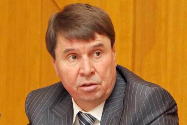 Российский сенатор намекнул, что РФ начнет 'защищать' жителей юго-востока Украины