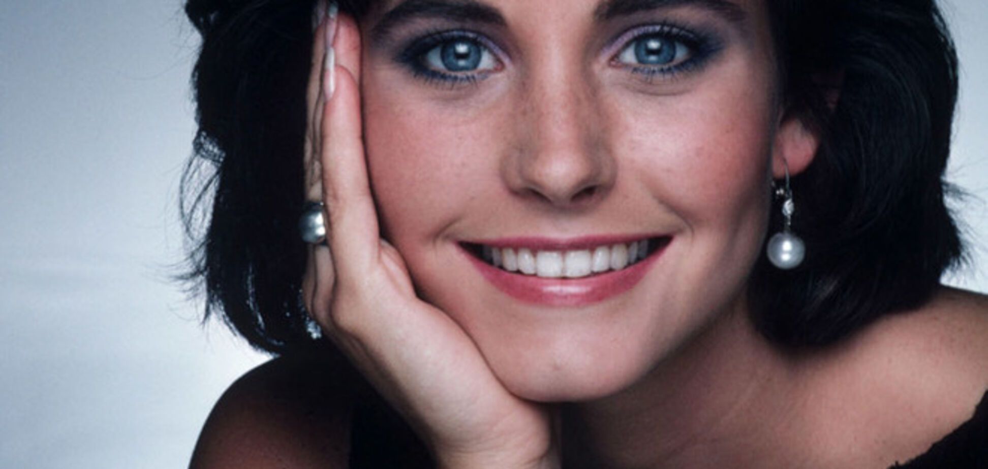 Юная-юная Моника из сериала 'Друзья'