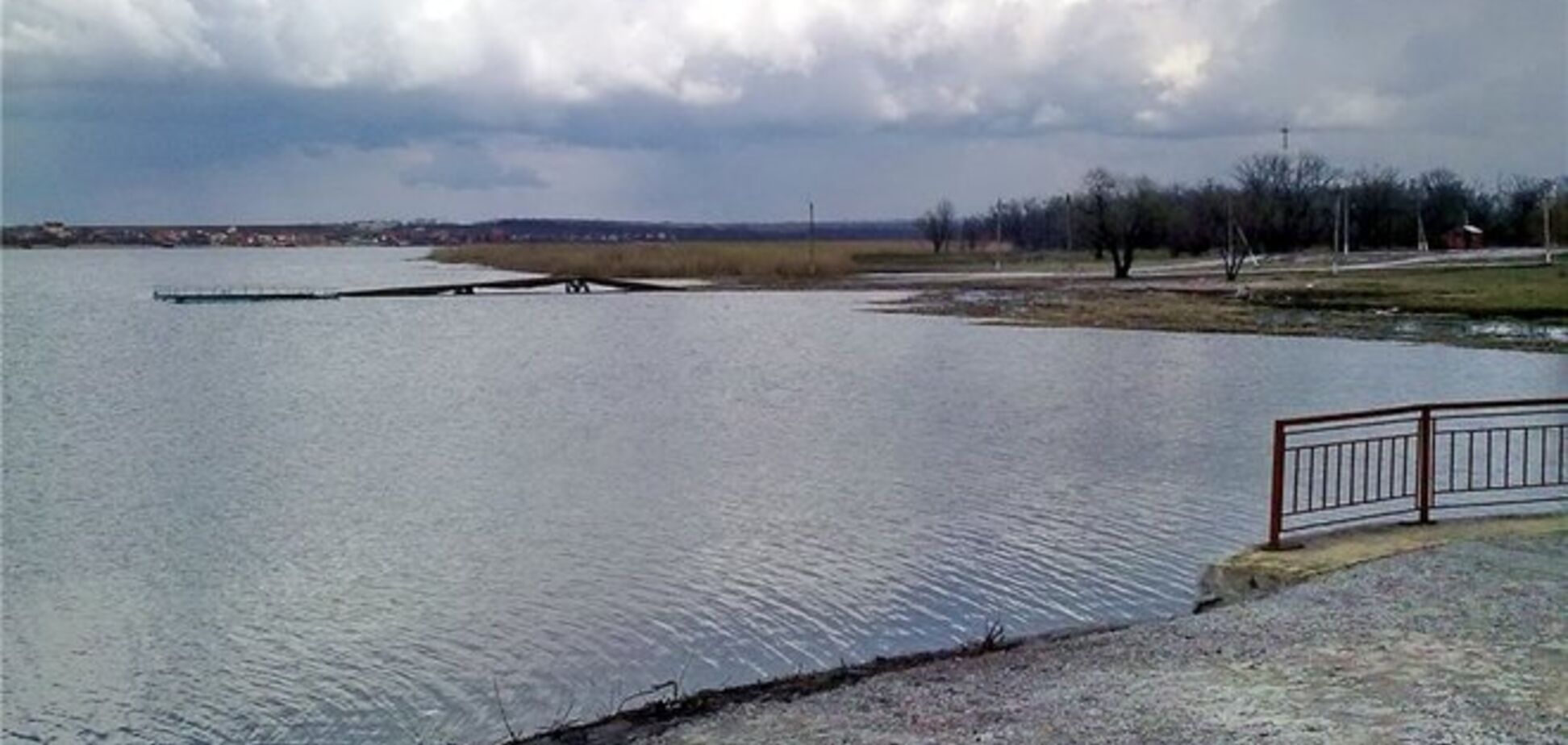 СБУ заявила, что террористы могут подорвать Карловское водохранилище на Донбассе