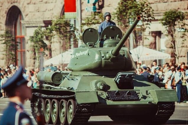 У Києві скасували парад і ходу на День Перемоги