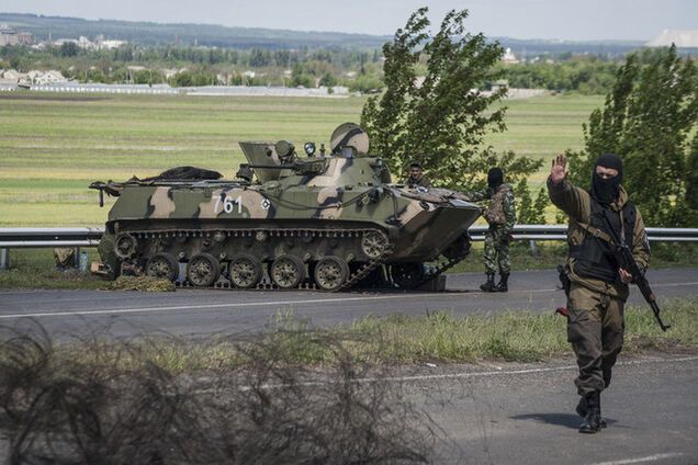 Из Славянска большая группа террористов готовится идти на прорыв