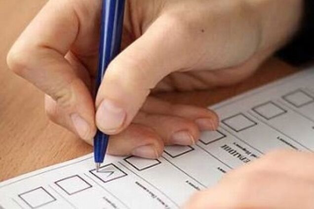 Томенко уверен, что украинцы поддержат унитарное устройство государства на всеукраинском опросе