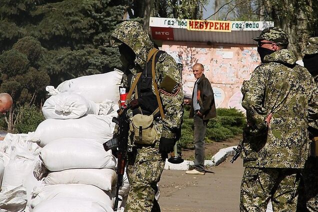 На Донбассе из-за террористов люди массово снимают депозиты