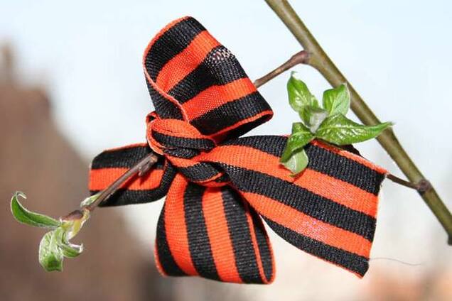 В Беларуси и Казахстане отказываются от 'георгиевских ленточек'