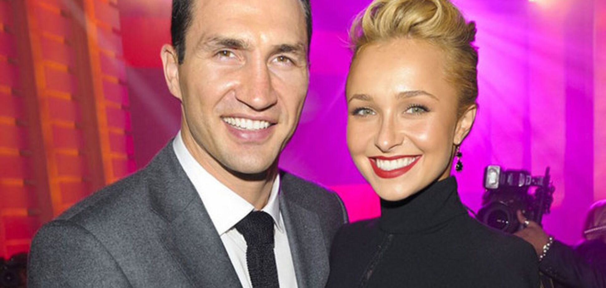 Ради украинской демократии Кличко отложил свадьбу с Панеттьери