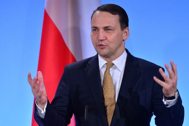 Военное присутствие НАТО в Польше будет расти - Сикорский